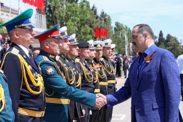 Врио Главы РД Сергей Меликов посетил репетицию Парада Победы в Каспийске
