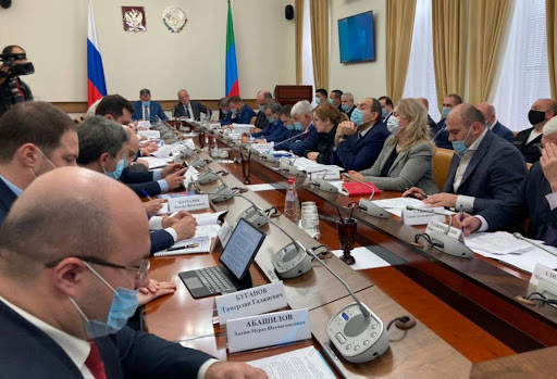 В Дагестане прошло заседание Совета Президиума при Главе РД