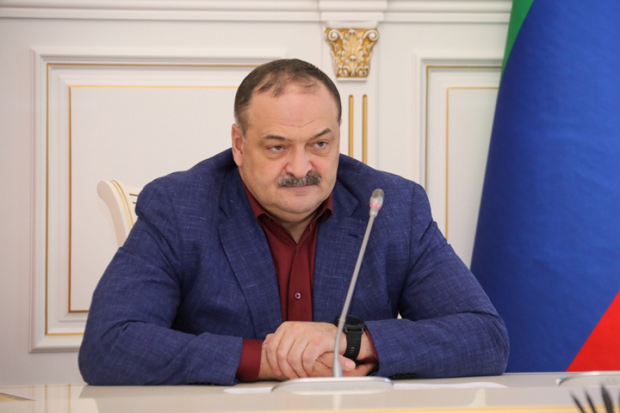 Сергей Меликов провел заседание оперштаба по противодействию COVID-19