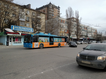 В Махачкале запустили троллейбус финансовой грамотности