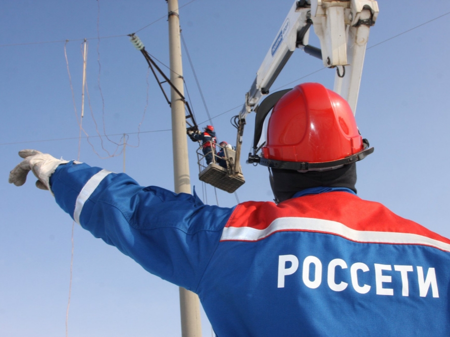 Почти 2 млрд рублей направят «Россети» в электроэнергетику Дагестана