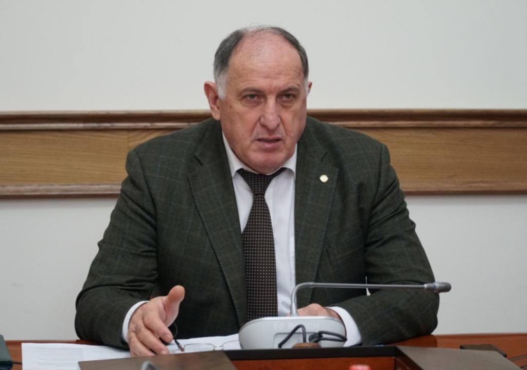 Председатель правительства РД Абдулмуслим встретился с представителями СМИ