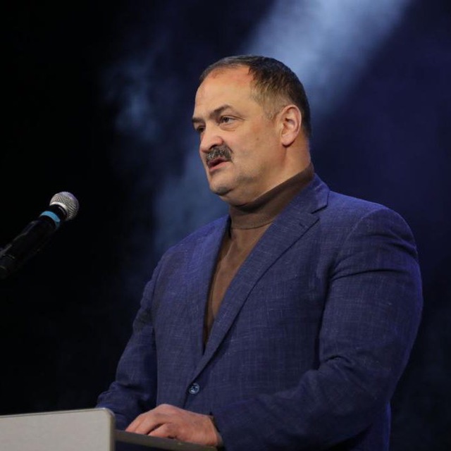 Глава Дагестана предложил запретить «Сватов» и другие фильмы «Квартала-95»