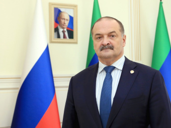 Сергей Меликов поздравил дагестанских пограничников с профессиональным праздником