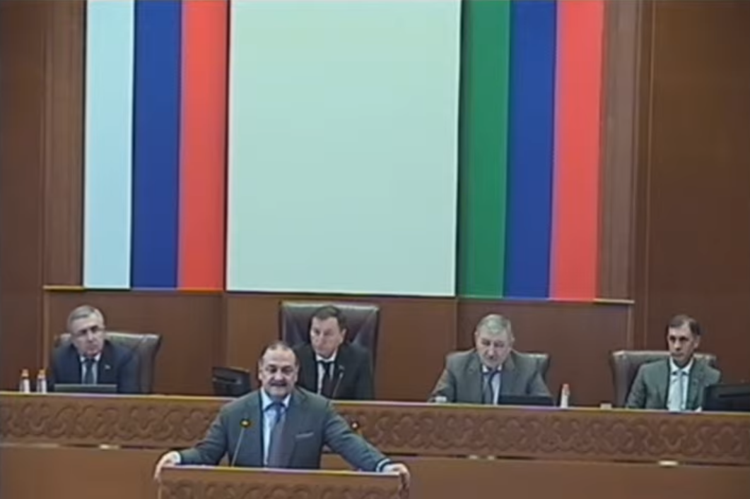 Сергей Меликов в ходе 13-й сессии НС РД доложил о развитии промышленности в Дагестане