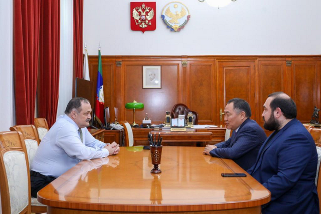 Сергей Меликов встретился с вице-спикером Госдумы Шолбаном Кара-оолом