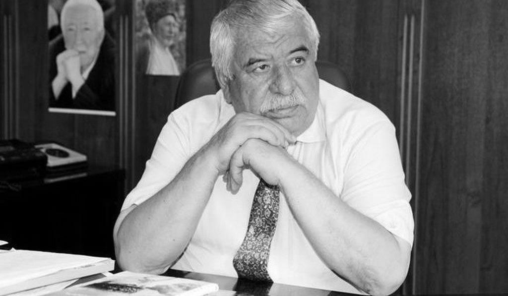 Ушёл из жизни председатель Союза писателей РД Магомед Ахмедов