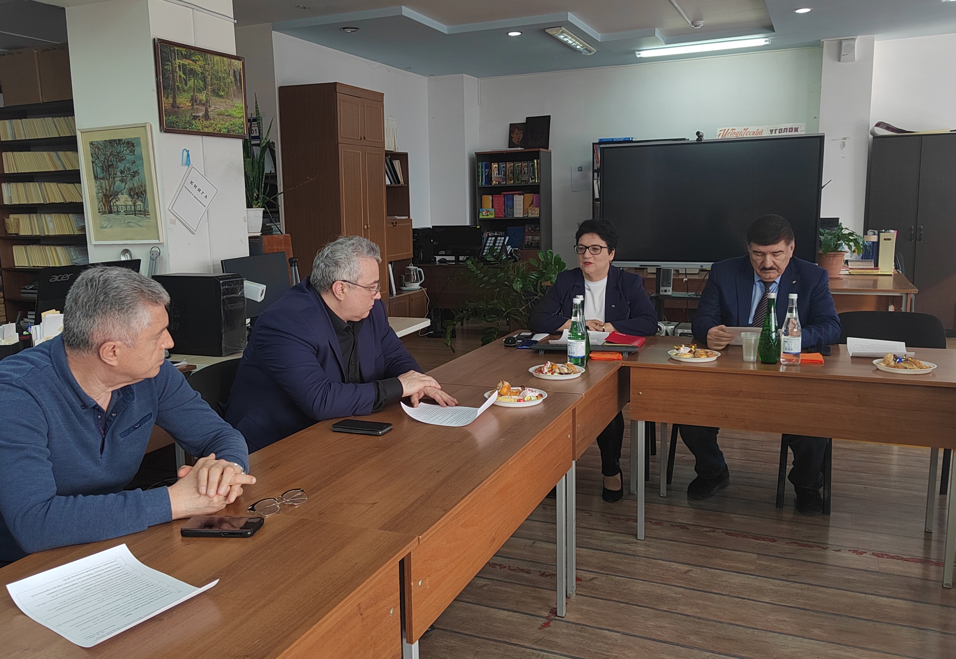 В Библиотеке для слепых состоялся круглый стол «Современные  проблемы инклюзивного и специального образования», посвященный  Всемирному дню человека с синдромом Дауна.