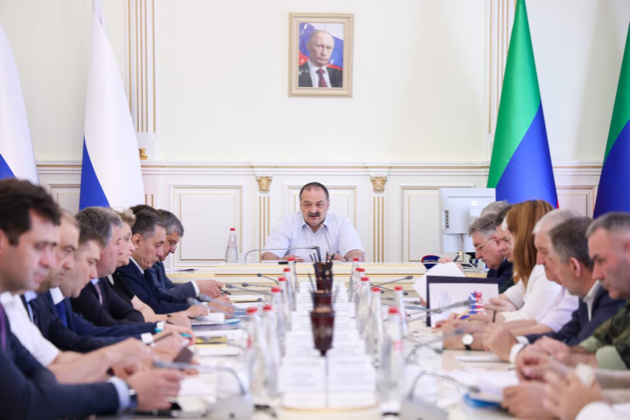  Глава Дагестана Сергей Меликов провел первое заседание межведомственной комиссии