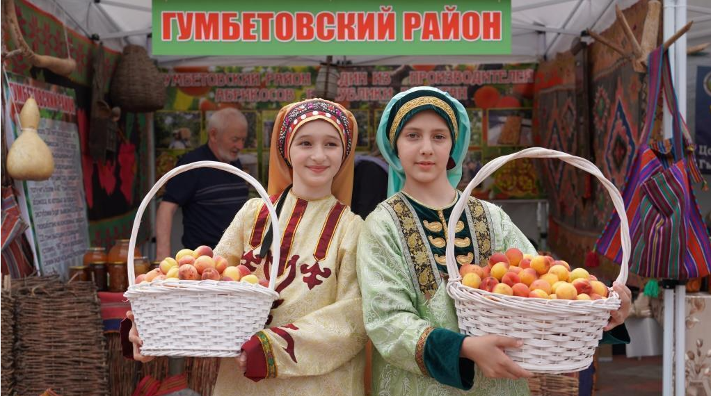 В Унцукульском районе состоялся фестиваль «Золотой абрикос Дагестана» 