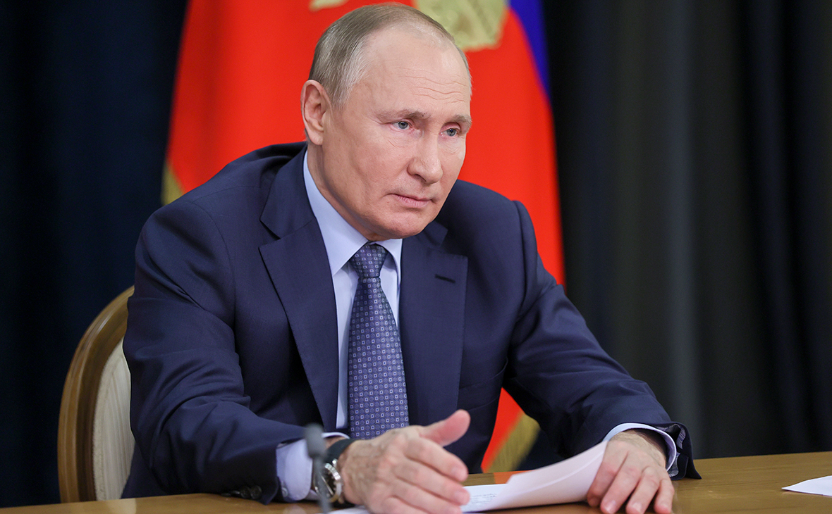 Владимир Путин выступит на пленарном заседании ПМЭФ’23