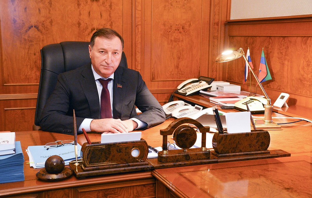 Заур Аскендеров поздравил работников прокуратуры с профессиональным праздником