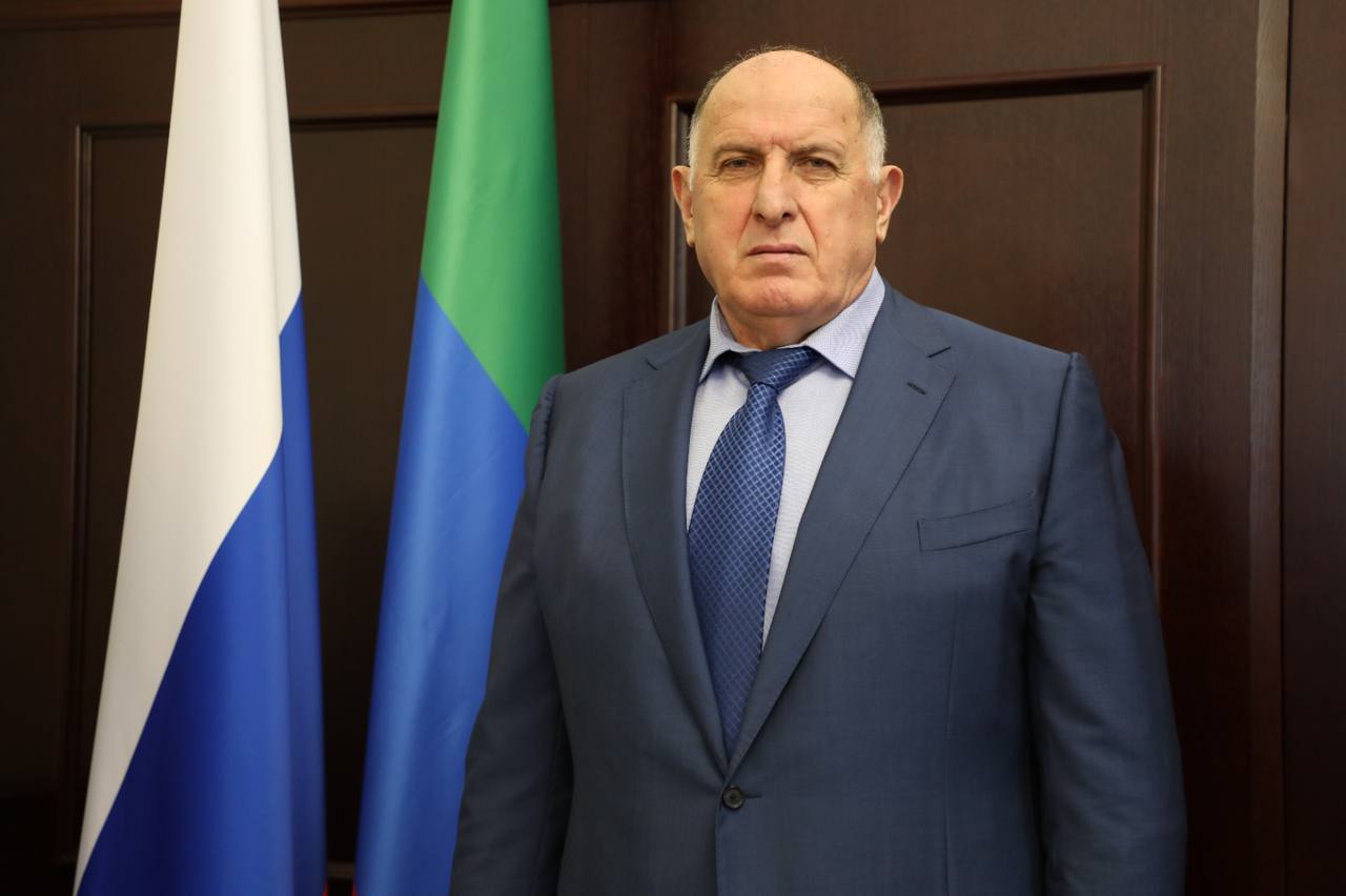 Председатель Правительства Дагестана поздравил работников прокуратуры с профессиональным праздником