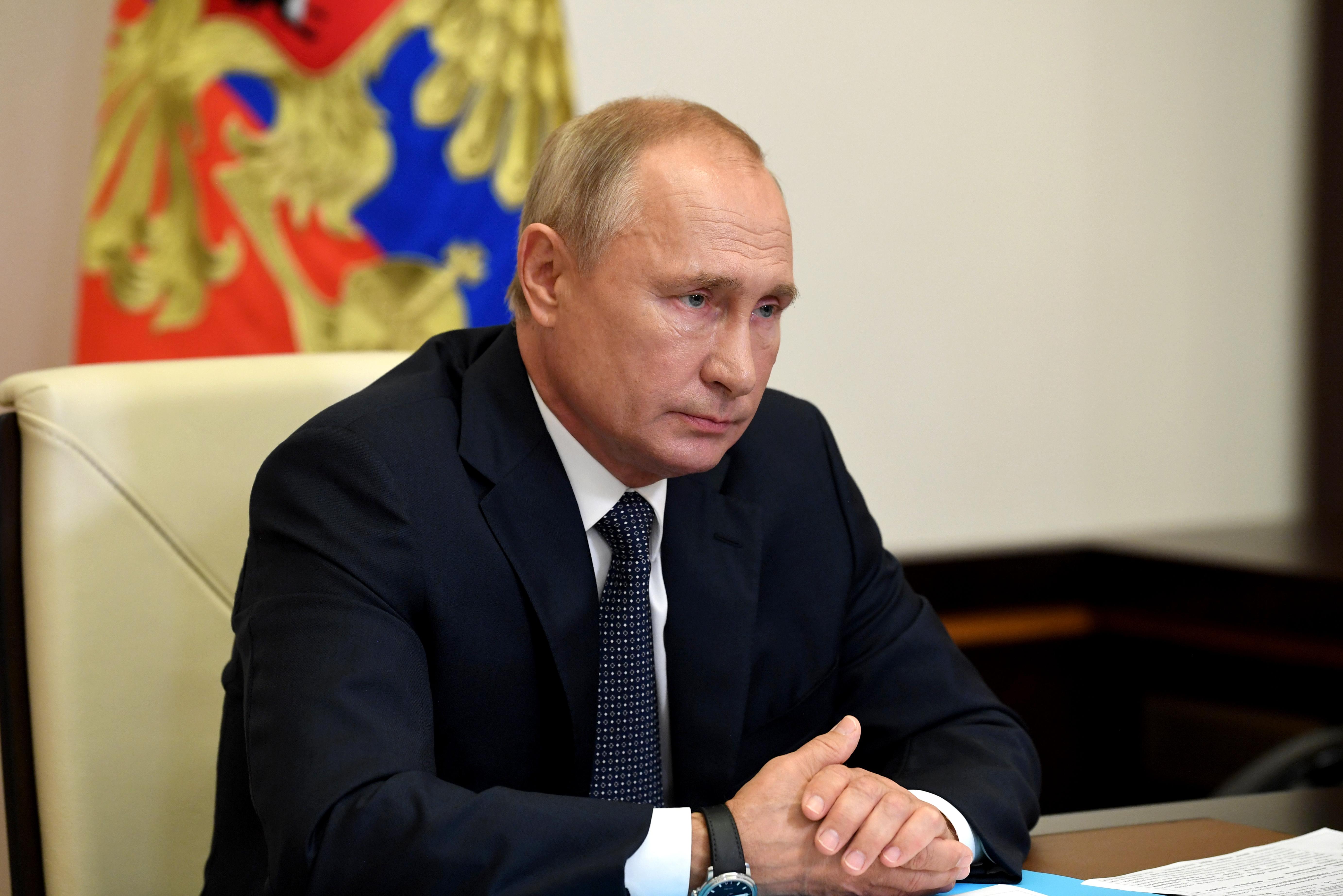 Владимир Путин подписал закон о конфискации имущества за фейки о ВС России
