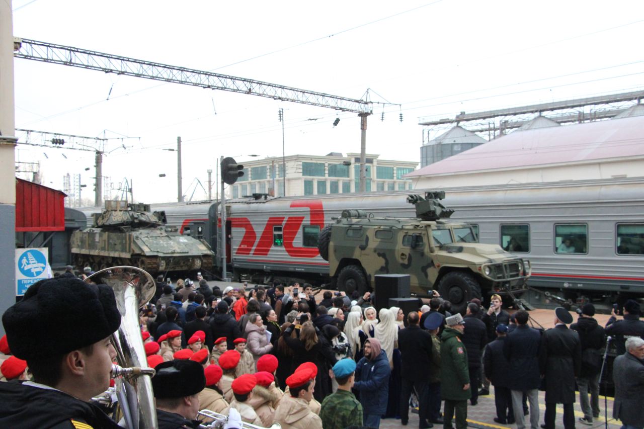 Агитпоезд «Сила в правде» в Махачкале