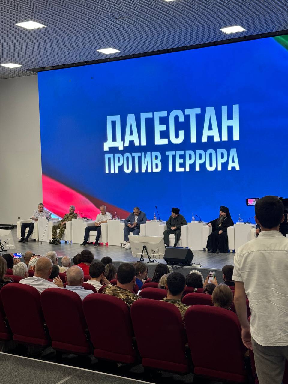 Мурад Ахмедов: "Мудрые и трудолюбивые дагестанцы всегда справлялись с вызовами времени, справятся и на этот раз"