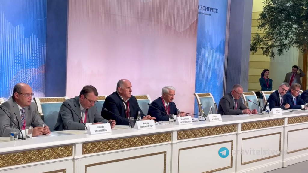 Абдулмуслим Абдулмуслимов участвует в круглом столе форума КИФ-2024
