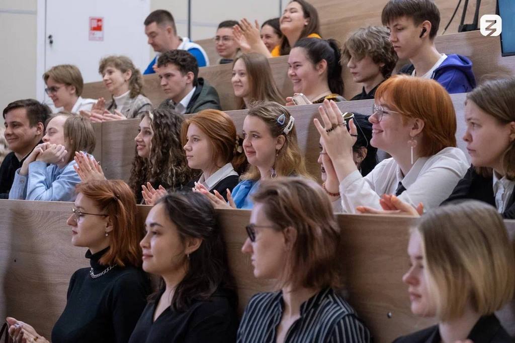 Дагестанская школьница Сальма Игидова вышла в финал Всероссийского конкурса лекторов
