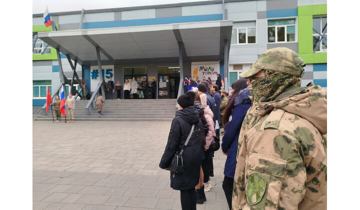 Аллею памяти погибшего офицера Росгвардии открыли в Мелитополе
