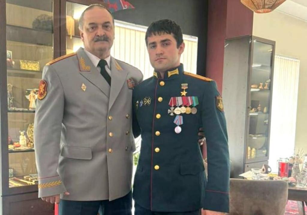 Дагестанец Магомед Гитинов, спасший более 100 человек на СВО, вернулся на службу