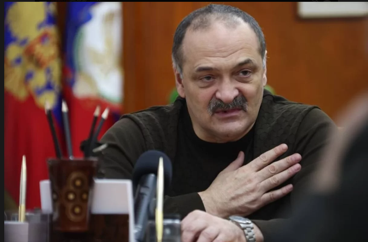 Командиры поблагодарили Сергея Меликова за отважных земляков