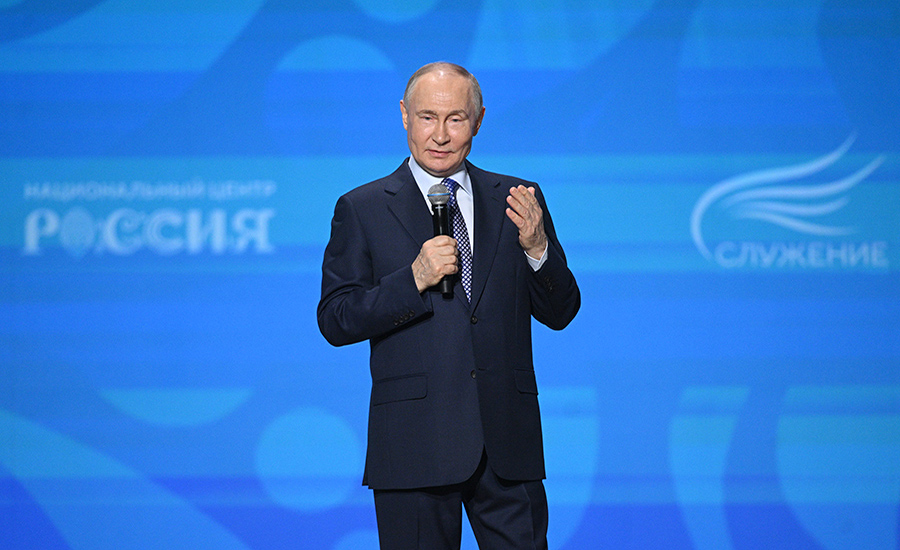 Путин: в России появятся новые лидеры благодаря программе "Время героев"