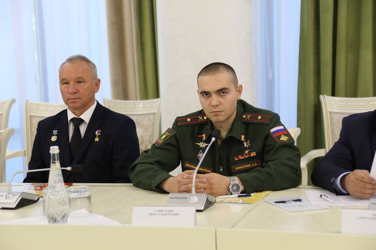  Герой РФ Айнур Сафиуллин: «Для меня большая честь находиться в Дагестане» 