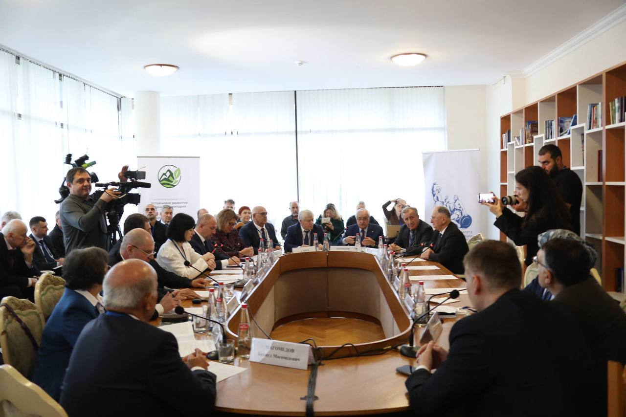 Общественная палата РФ провела в Дагестане первую дискуссионную площадку в рамках горного форума 