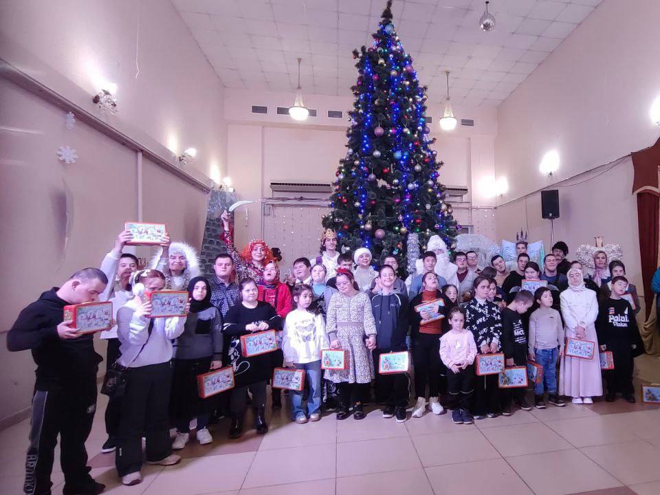 Дагестанский театр кукол провел серию благотворительных показов для детей с ограниченными возможностями здоровья