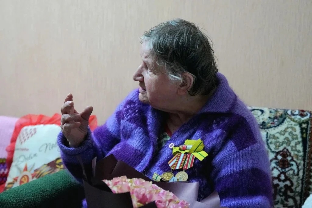 «Собираю хлебные крошки до сих пор»: блокадники из Дагестана рассказали, как память о войне остается с ними навсегда