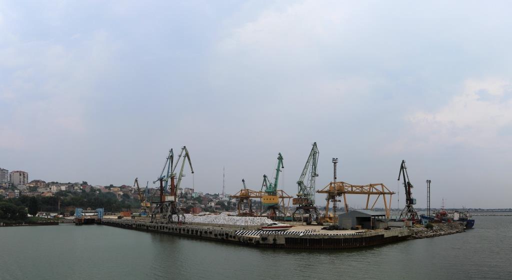 Грузооборот Махачкалинского морского порта вырос почти на 13% в 2025 г.