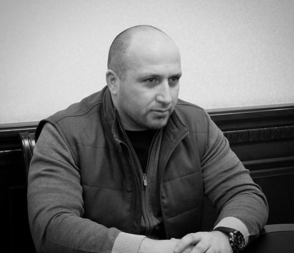 Абдулмуслим Абдулмуслимов выразил соболезнования семье Эрика Селимова