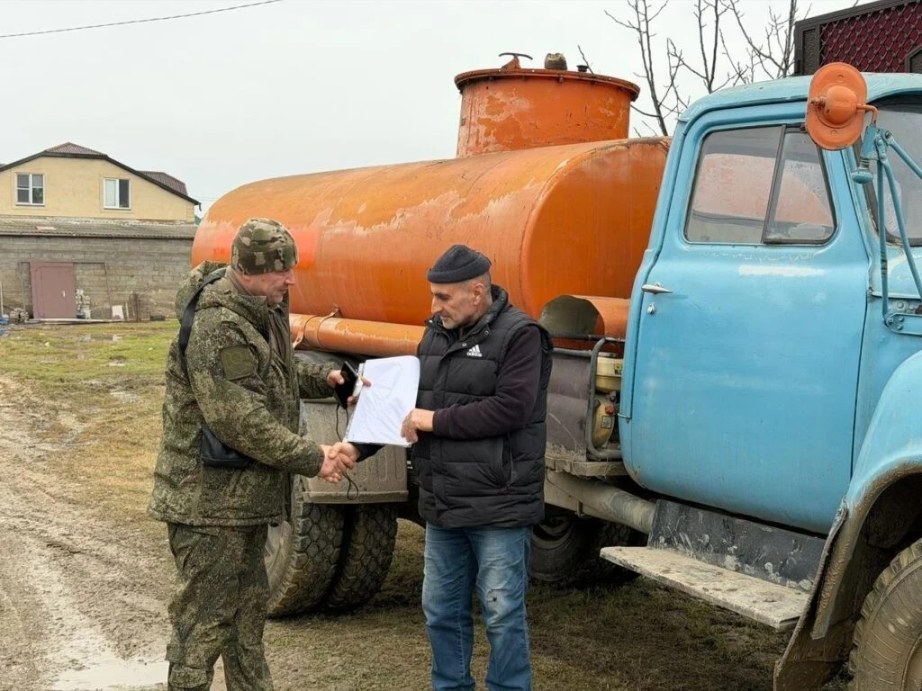 Отец участника СВО из Дагестана поддержал фронт личной техникой