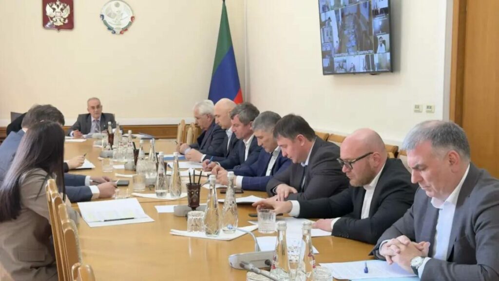 В Дагестане усилят контроль за неплательщиками экологических сборов
