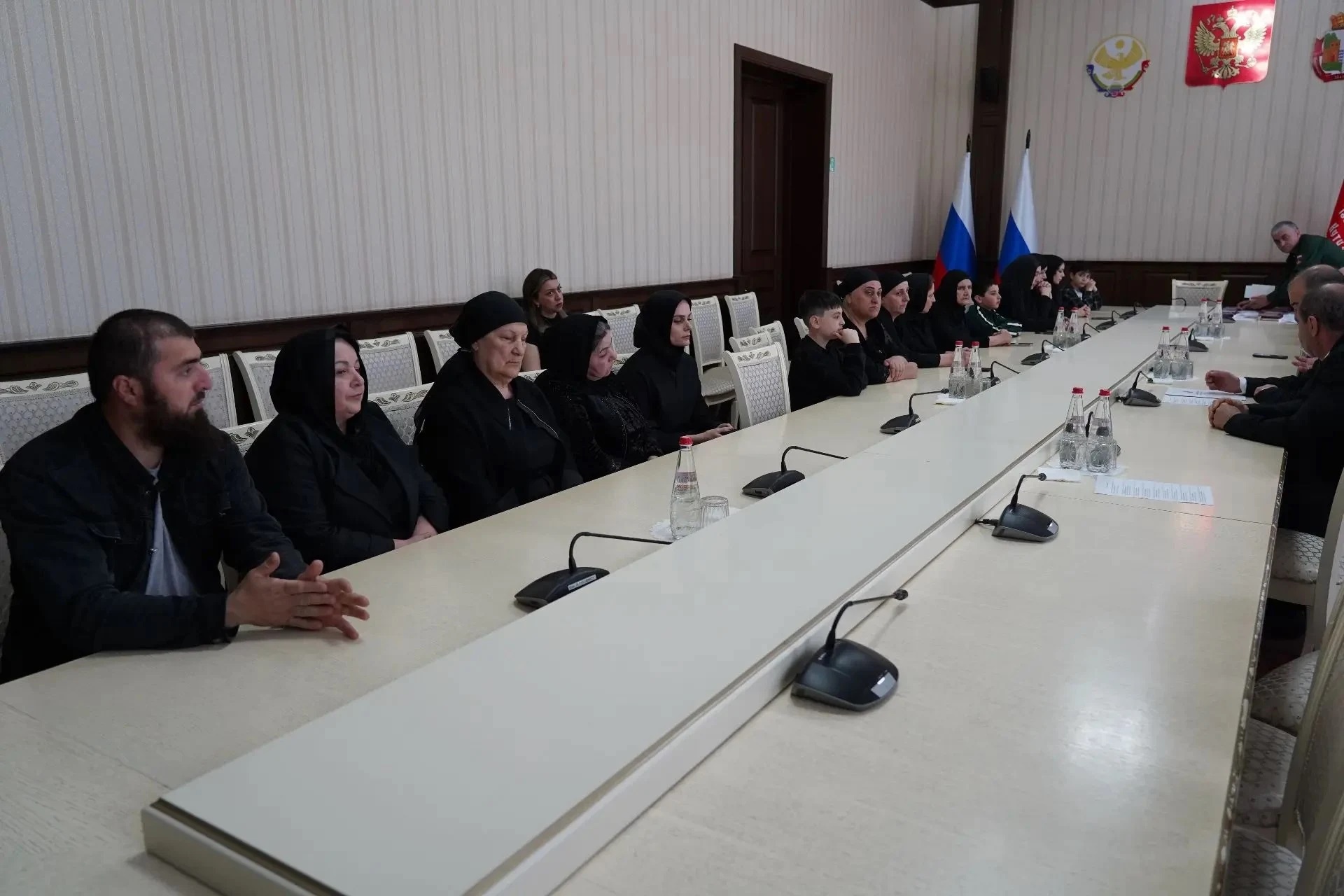 В Дербенте вручили госнаграды родственникам погибших участников СВО