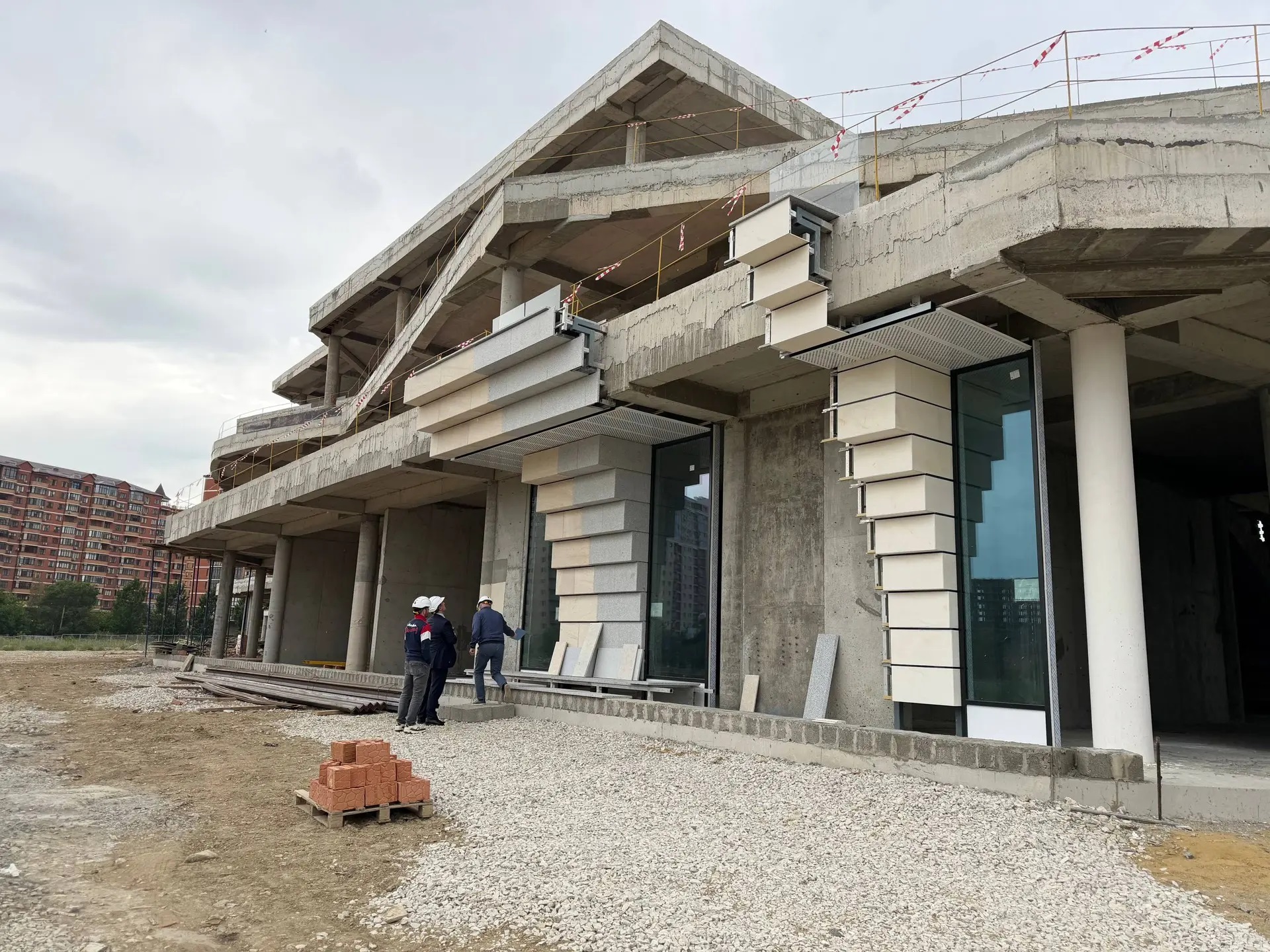 В Дагестане продолжается строительство IT-кампуса нового поколения — «Школы 21» от Сбера