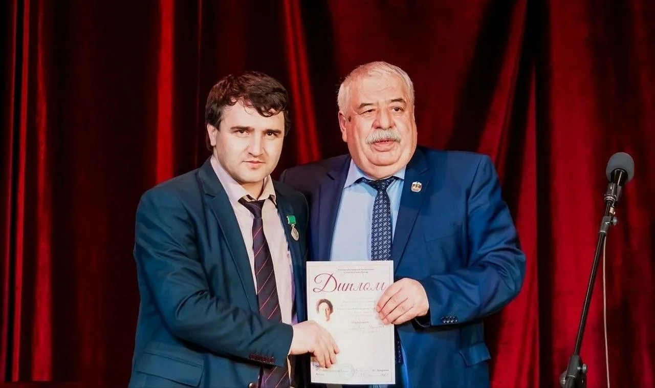 Гамзат Изудинов рассказал о литературном наследии Магомеда Ахмедова